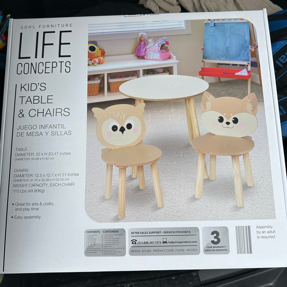 Aldi kids table and chairs